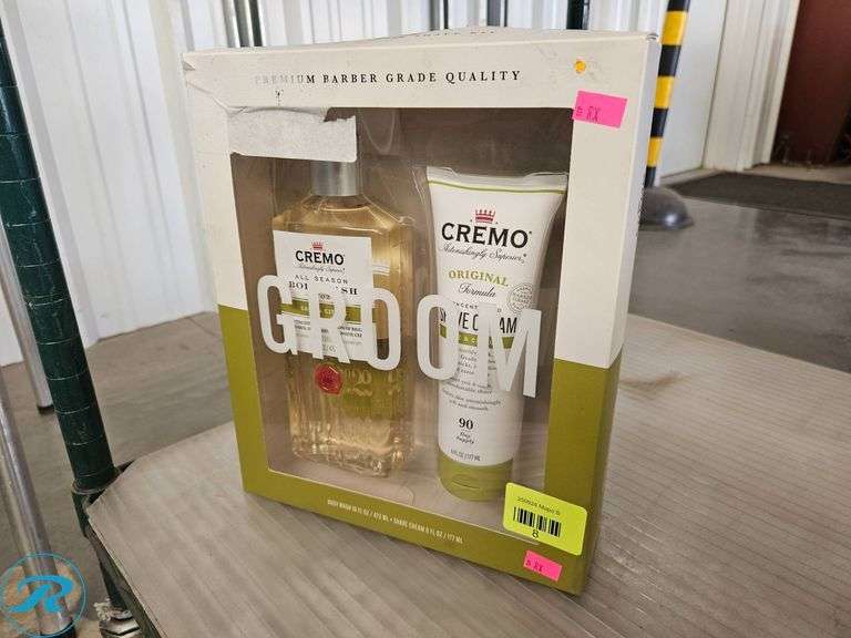 Cremo Body Wash and Shave Cream Set, Sandalwood Scent, 16 fl oz & 6 fl oz