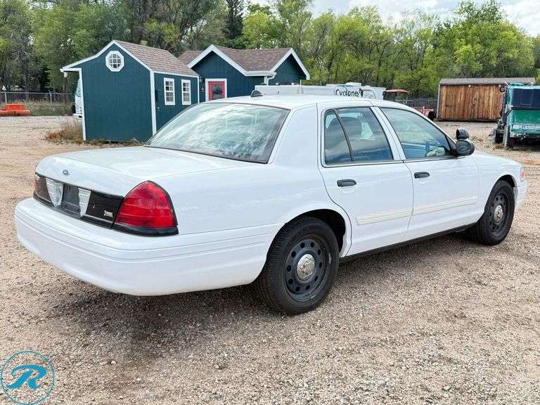 2011 Ford Crown Victoria RWD Police Interceptor - Roller Auctions