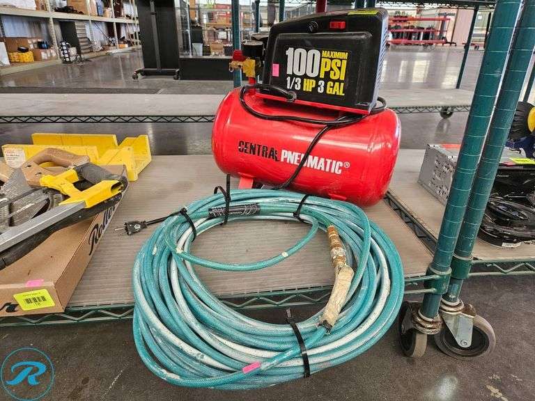 Central Pneumatic 1/3 HP 3-Gallon Air Compressor with Hose