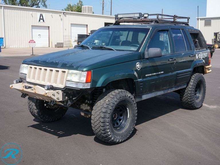 1998  Jeep  Grand Cherokee   Laredo ZJ  4WD  SUV