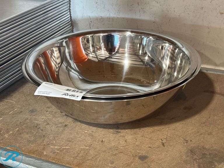 (2) New Stainless Steel Mixing Bowls, 13qt & 16qt