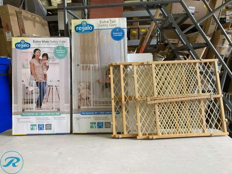 (4) Regalo safety gates including (1) extra wide 29-38" x 36" (1) extra tall 38.5" x 36" (2) Wooden Expanding gates - Roller Auctions