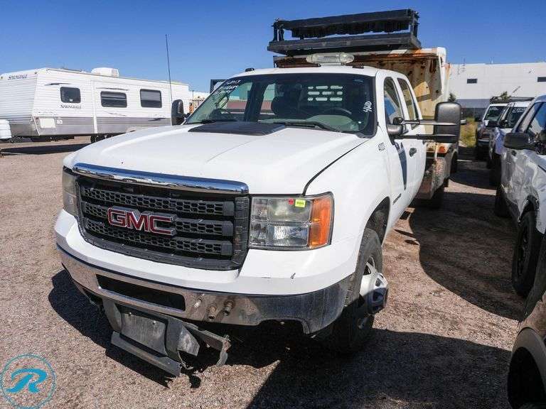 2013 GMC Sierra 3500 HD 4WD Crew Cab Landscape Dump Truck - Roller Auctions