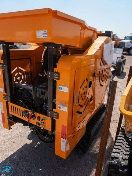 New SKLP SK-SSJ430 Crawler Material Crusher - Roller Auctions