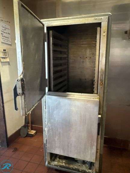 Metro C5 C539-HDS-L-GY Insulated Mobile Heated Cabinet - Roller Auctions