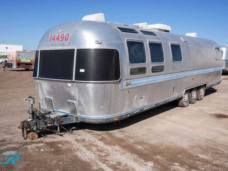 1983  Airstream  Excella  Tri-Axle  Travel Trailer