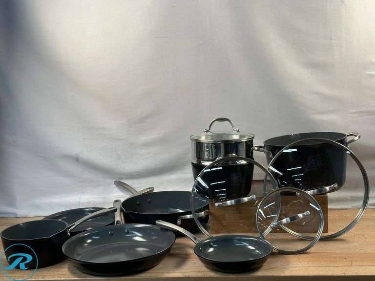 Tramontina Ceramic Non-Stick 12-piece Cookware Set with Utensils - Used - Missing Spatula and Spoon - Roller Auctions