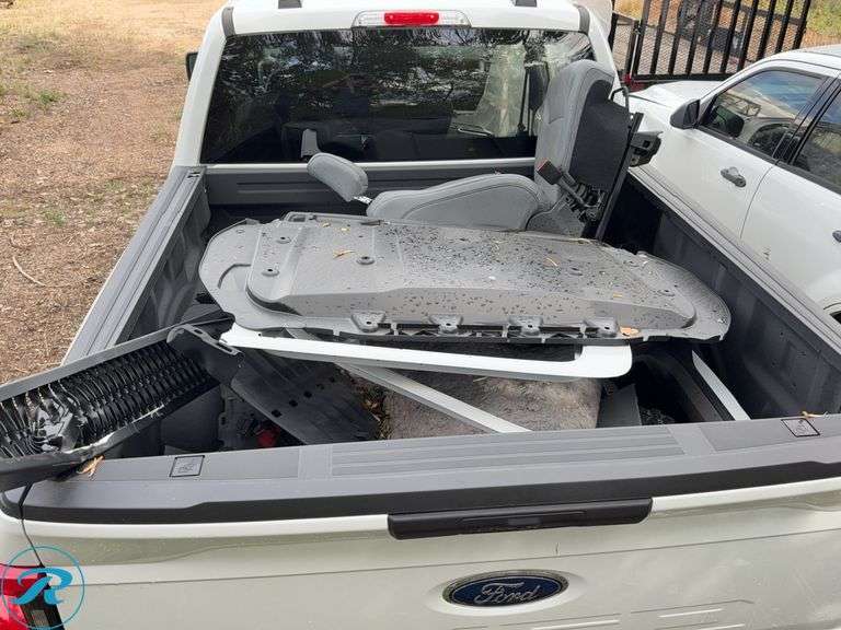 2023  Ford  F-150 Lightning  Pro  AWD Crew Cab  Pickup - Roller Auctions