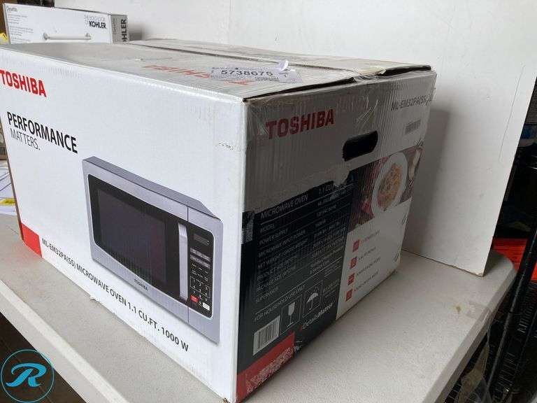(1) New Open Box- Toshiba 1.1-cu ft Medium 1000 -Watt Countertop Microwave ( Stainless Steel ) - Roller Auctions