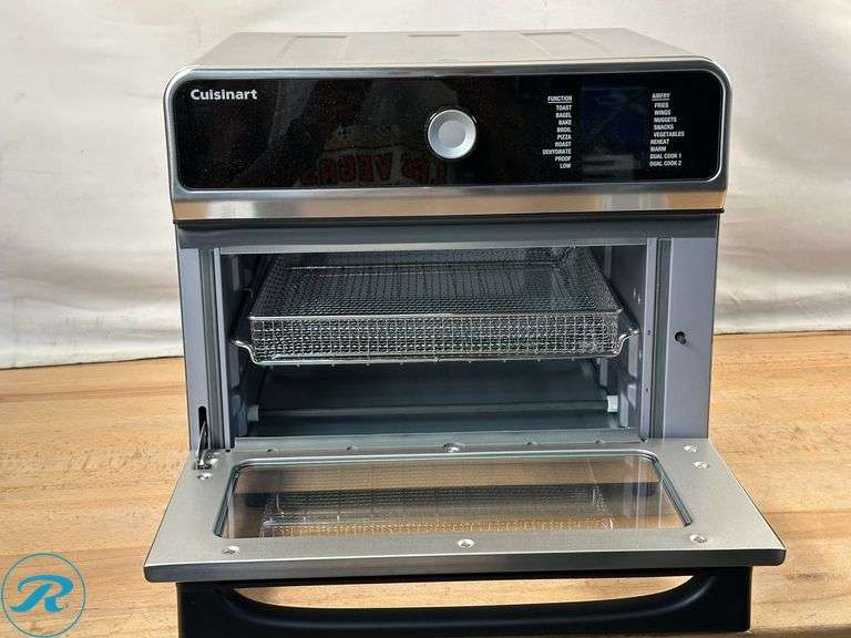 Cuisinart: Digital Air Fryer Toaster Oven- New/ Missing Tray - Roller Auctions