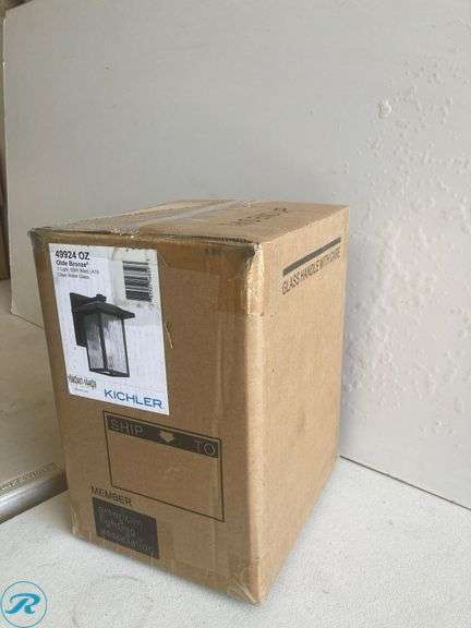 (1) New- Kichler Capanna 1 -Light 10.25-in H Bronze Hardwired Outdoor Wall Light - Roller Auctions