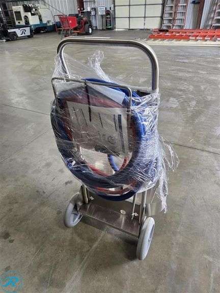 New Lafferty 4-Wheel Uni-Body Spray/Rinse/Foam System - Roller Auctions