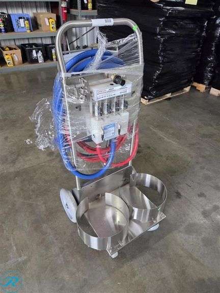 New Lafferty 4-Wheel Uni-Body Spray/Rinse/Foam System - Roller Auctions