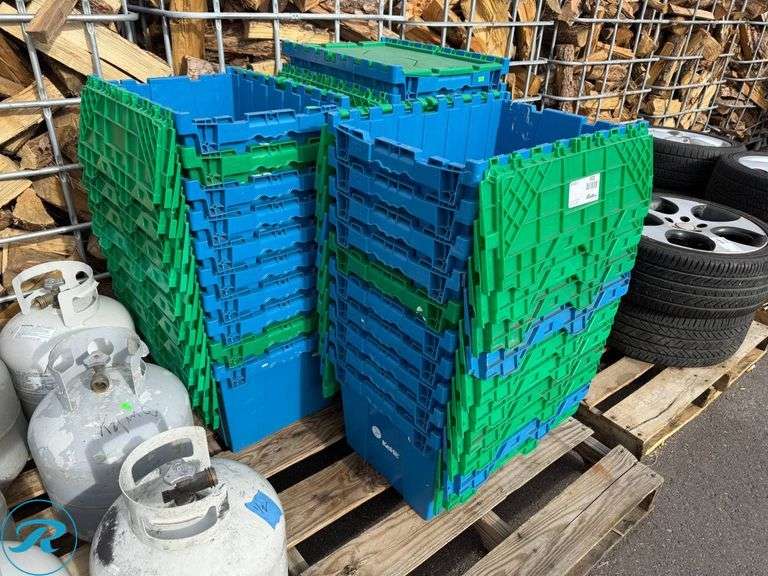 (30) Plastic Stackable Storage Totes with Interlocking Lids - Roller ...