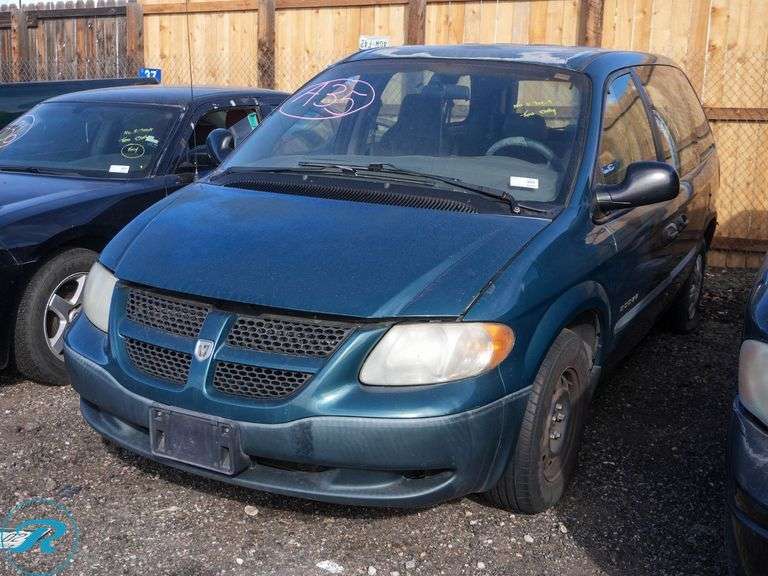 2001 Dodge Caravan SE FWD