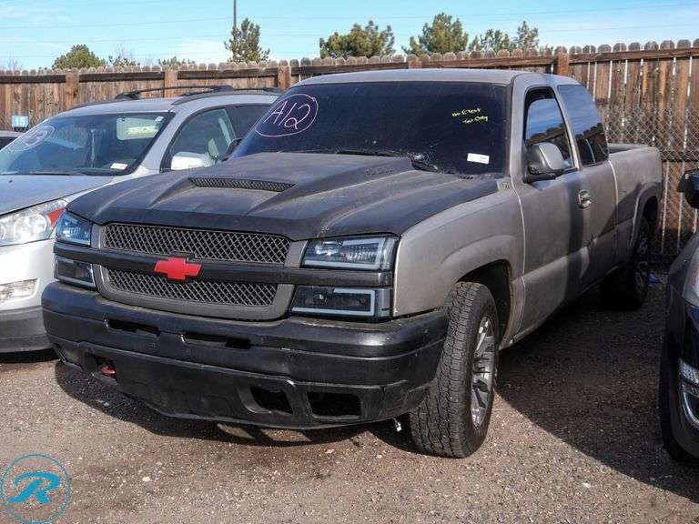 2003 Chevrolet Silverado 1500 LS 4WD