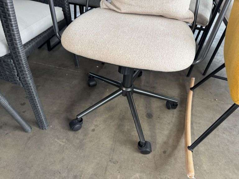 Office Task Chair - Roller Auctions
