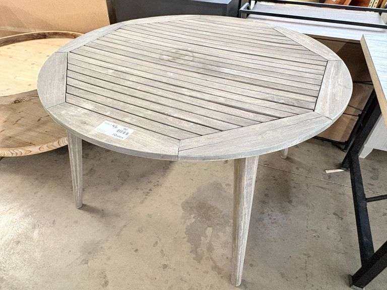Wood Slat 4' Round Outdoor Table