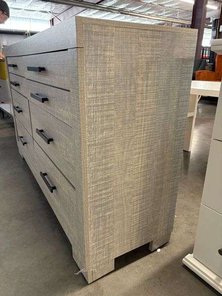 Coaster 224343 8-Drawer Dresser - Roller Auctions