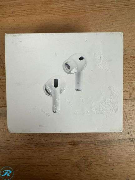 Apple AirPods Pro 3 Wireless Earbuds, Active Noise Cancellation, Bluetooth Headphones, USB-C Charging - Like New/Scratches/Small Dent on Right Ear Bud/Missing Silicone Ear Buds - Roller Auctions