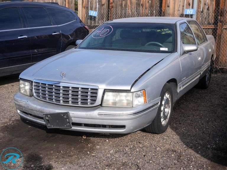 1999 Cadillac DeVille FWD