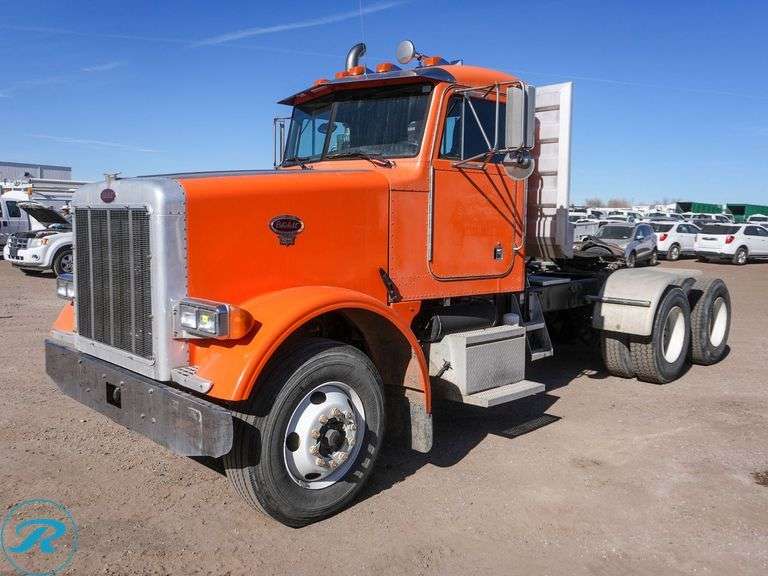 2003  Peterbilt  378  T/A Truck Tractor