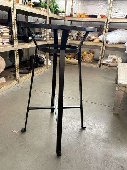Round Bar Table - Roller Auctions