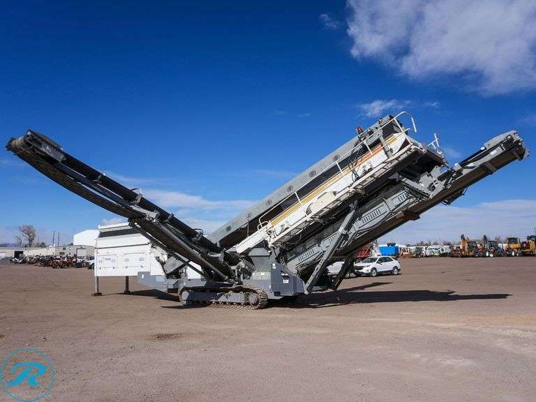 2016  Metso  Lokotrack ST3.8  Mobile Screening Plant - Roller Auctions