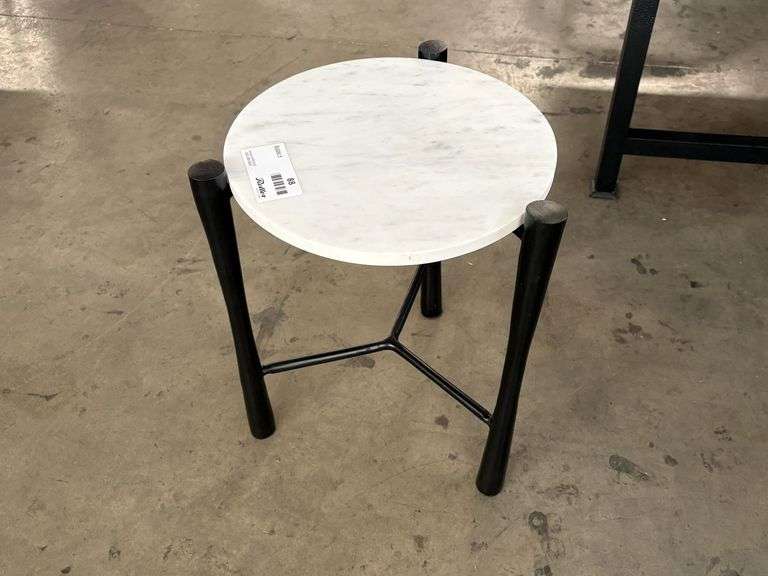 Round Side Table