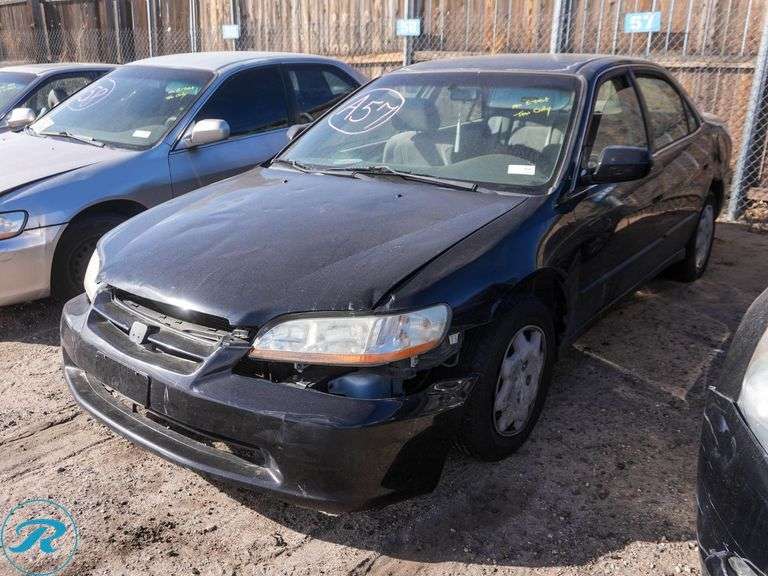 2000 Honda Accord LX FWD