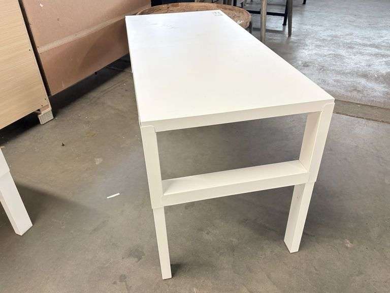Table - Roller Auctions