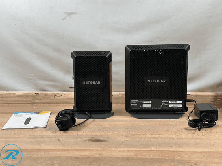 NETGEAR: Nighthawk CM1100 DOCSIS 3.1 Cable Modem & NETGEAR: Nighthawk AC1900 Router with DOCSIS 3.0 Cable Modem- SALVAGE/ Customers said Doesn't Work