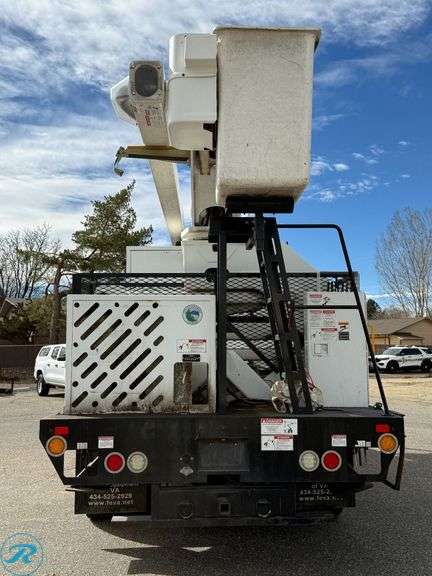 2016  Freightliner  M2  RWD  S/A Bucket Truck - Roller Auctions