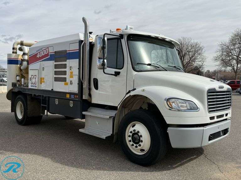 2016  Freightliner  M2  RWD  S/A Vacuum Truck - Roller Auctions