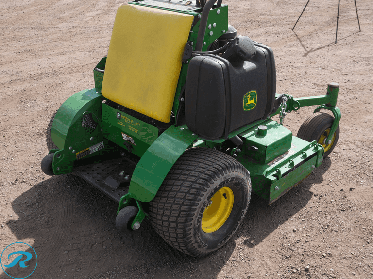 John Deere 648R Hydrostatic Ride On Mower - Roller Auctions