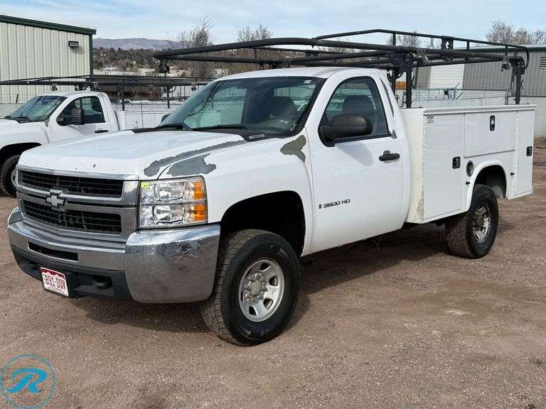 2008 Chevrolet Silverado 3500 HD 4WD Utility Truck