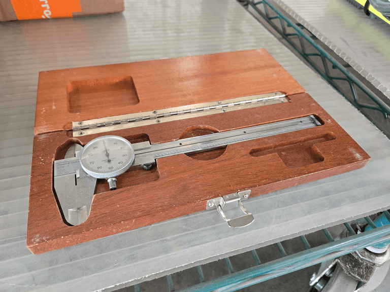 Brown & Sharpe 579-1 Stainless Steel Dial Caliper with Wooden Case ...