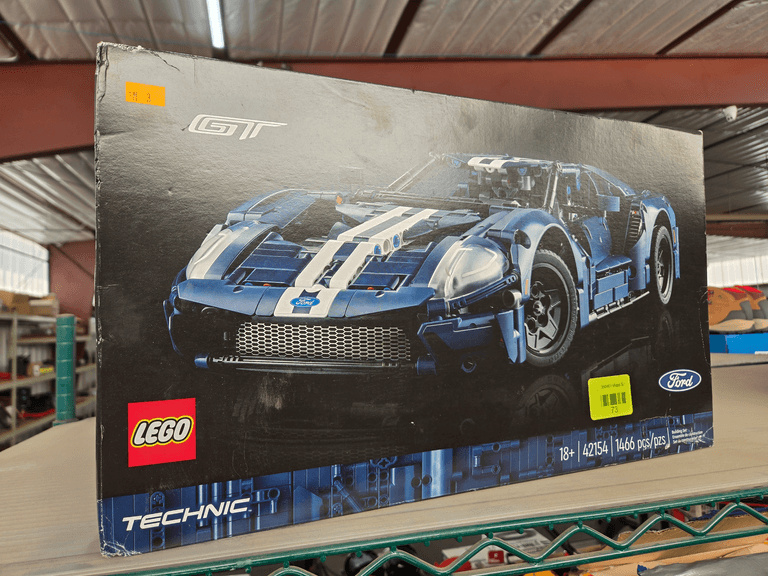 Lego Technic Ford GT Model 42154 Building Set, 1466 Pieces