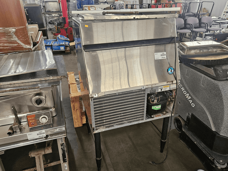 Hoshizaki KM-251BAH Ice Maker, 115V (Missing Vent Cover)