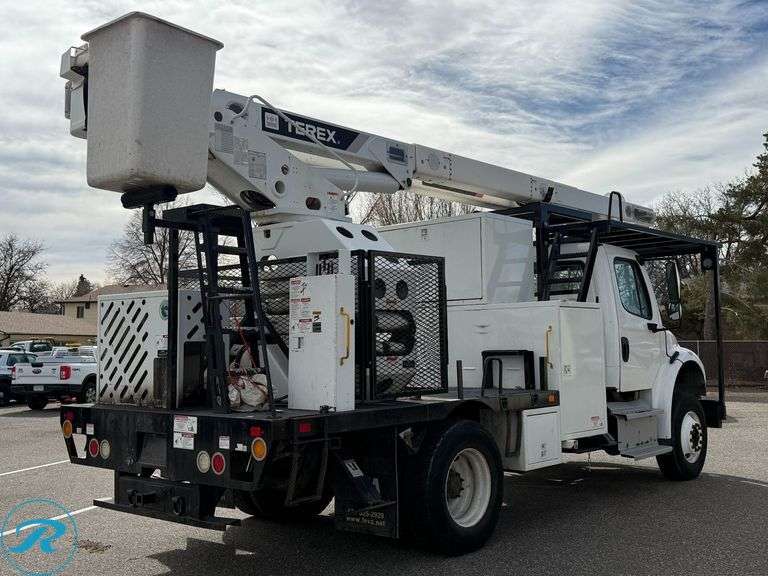 2016  Freightliner  M2  RWD  S/A Bucket Truck - Roller Auctions