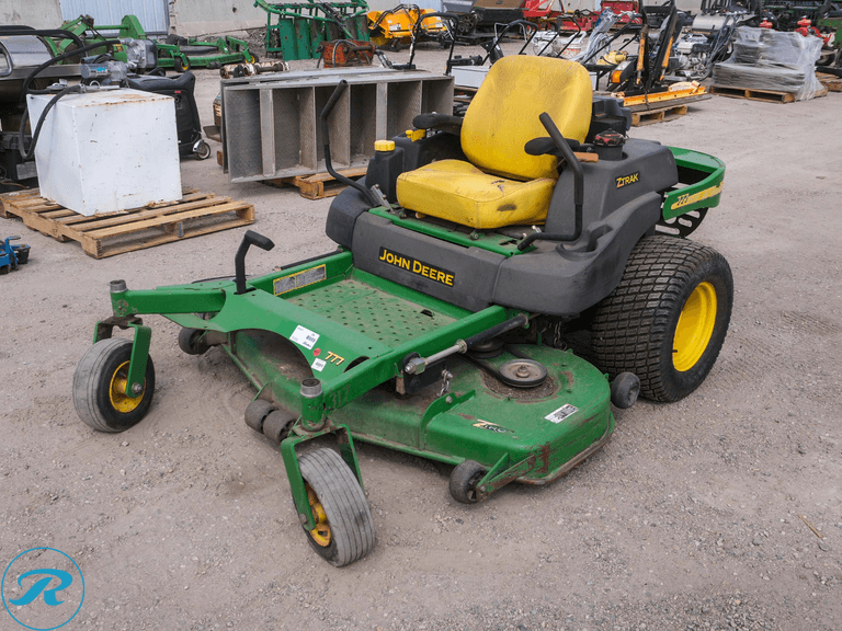 John Deere ZTRAX 777 Ride On Mower