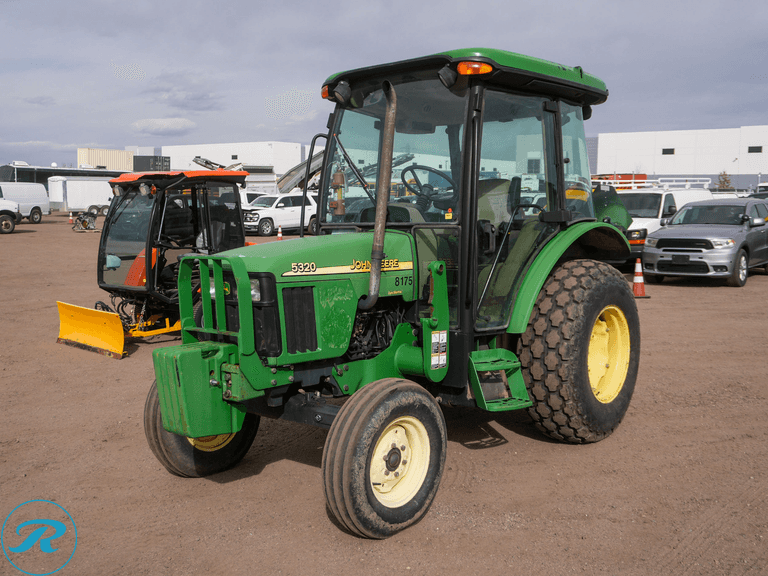2002 John Deere 5320 RWD Ag Tractor