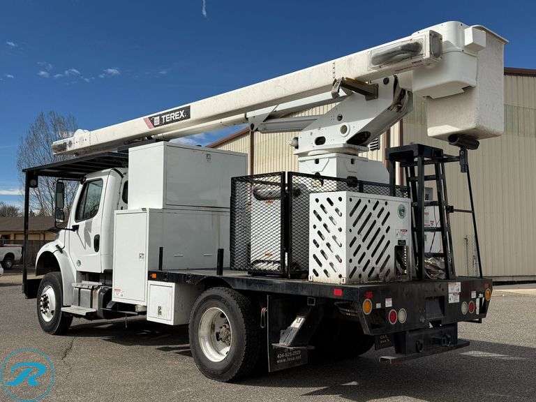 2016  Freightliner  M2  RWD  S/A Bucket Truck - Roller Auctions