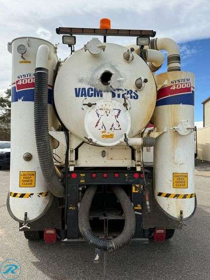 2016  Freightliner  M2  RWD  S/A Vacuum Truck - Roller Auctions