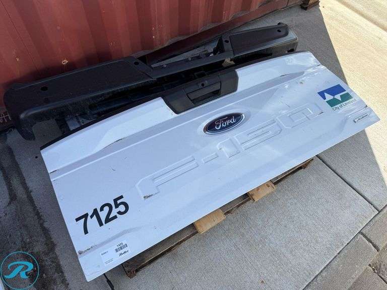 2024 Ford F150 Tailgate and Rear Bumper