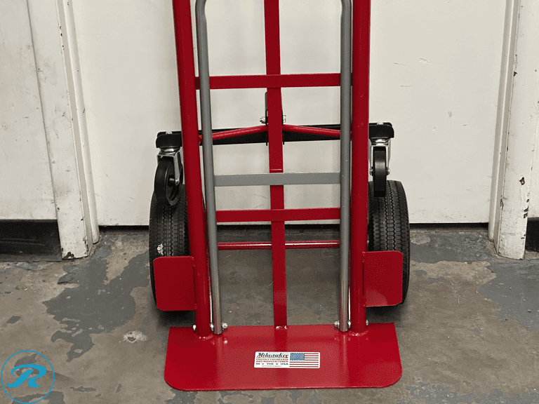 Milwaukee: 3-in-1 Foldable Hand Truck, Red- Like New - Roller Auctions