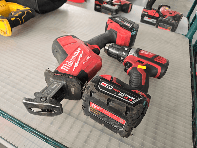 Milwaukee 2719-20 Hackzall and 2606-20 Drill  With M18 Batteries