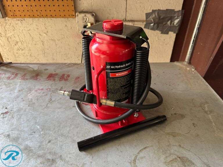 New 20-Ton Air and Hydraulic Bottle Jack (Air Hose Cracked, Hand Pump Works)