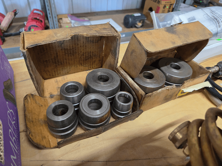 Amco Tools Inc. No 9232 Axle Adapter Set - Roller Auctions
