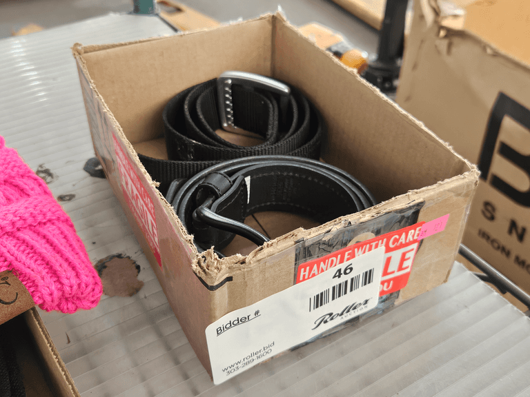 (2) Belts with Metal Buckles